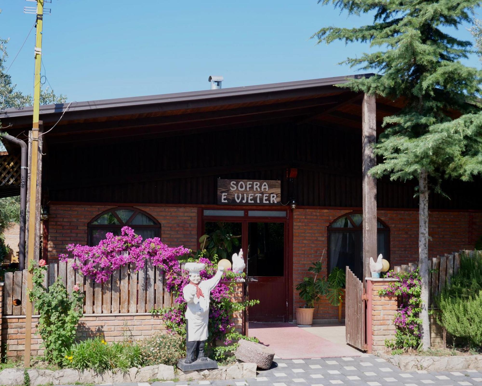 Sofra E Vjeter Restaurant And Bregu i Lumit